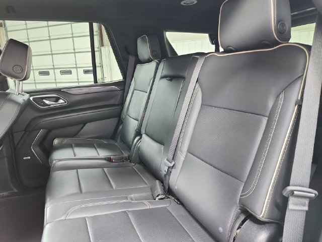 Used 2024 GMC Yukon SLT RWD image 12
