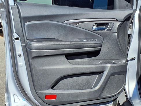 Used 2019 Honda Passport EX-L image 27