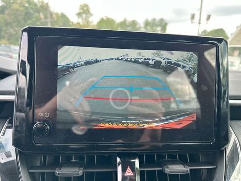 New 2025 Toyota Corolla LE image 18