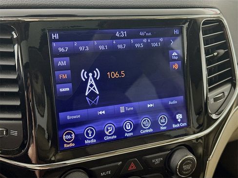 Used 2019 Jeep Grand Cherokee Limited w/ Trailer Tow Group IV image 17