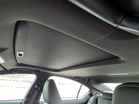 Used 2025 Lexus IS 300 w/ Comfort Package RWD image 7