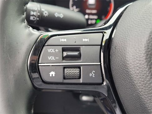 Used 2023 Honda CR-V EX-L image 18