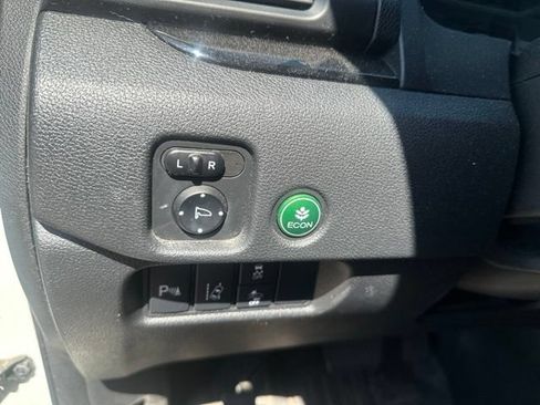 Used 2016 Honda Pilot Elite image 13