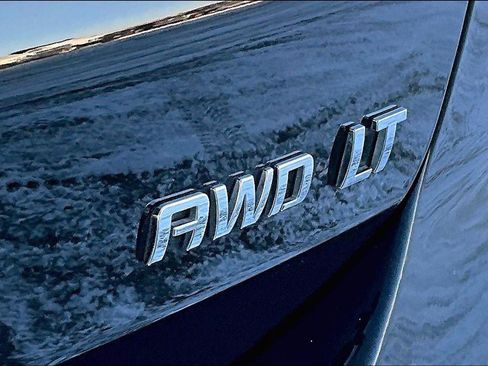 Used 2024 Chevrolet Equinox LT image 9