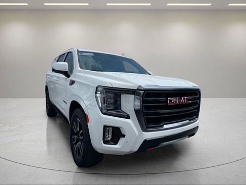 Used 2024 GMC Yukon AT4 w/ Technology Package AWD/4WD image 20