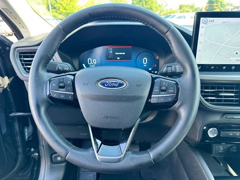 Used 2023 Ford Escape Active w/ Tech Pack #2 AWD/4WD image 18
