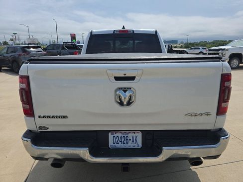 Used 2023 RAM 1500 Laramie AWD/4WD image 3
