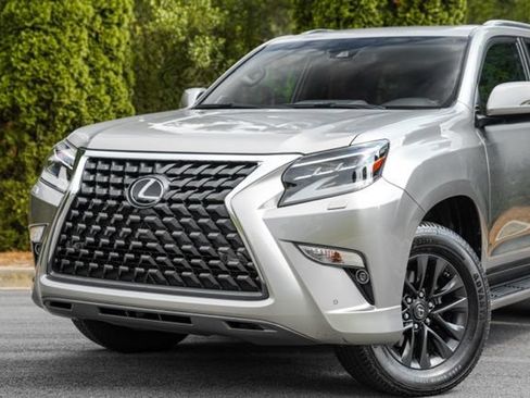 Used 2021 Lexus GX 460 Premium w/ Premium Package AWD/4WD image 2