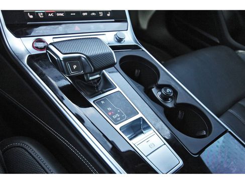 Used 2022 Audi S7 Prestige w/ Prestige Package image 27