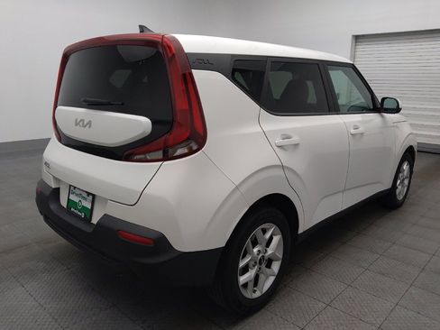 Used 2022 Kia Soul LX w/ Technology Package image 9