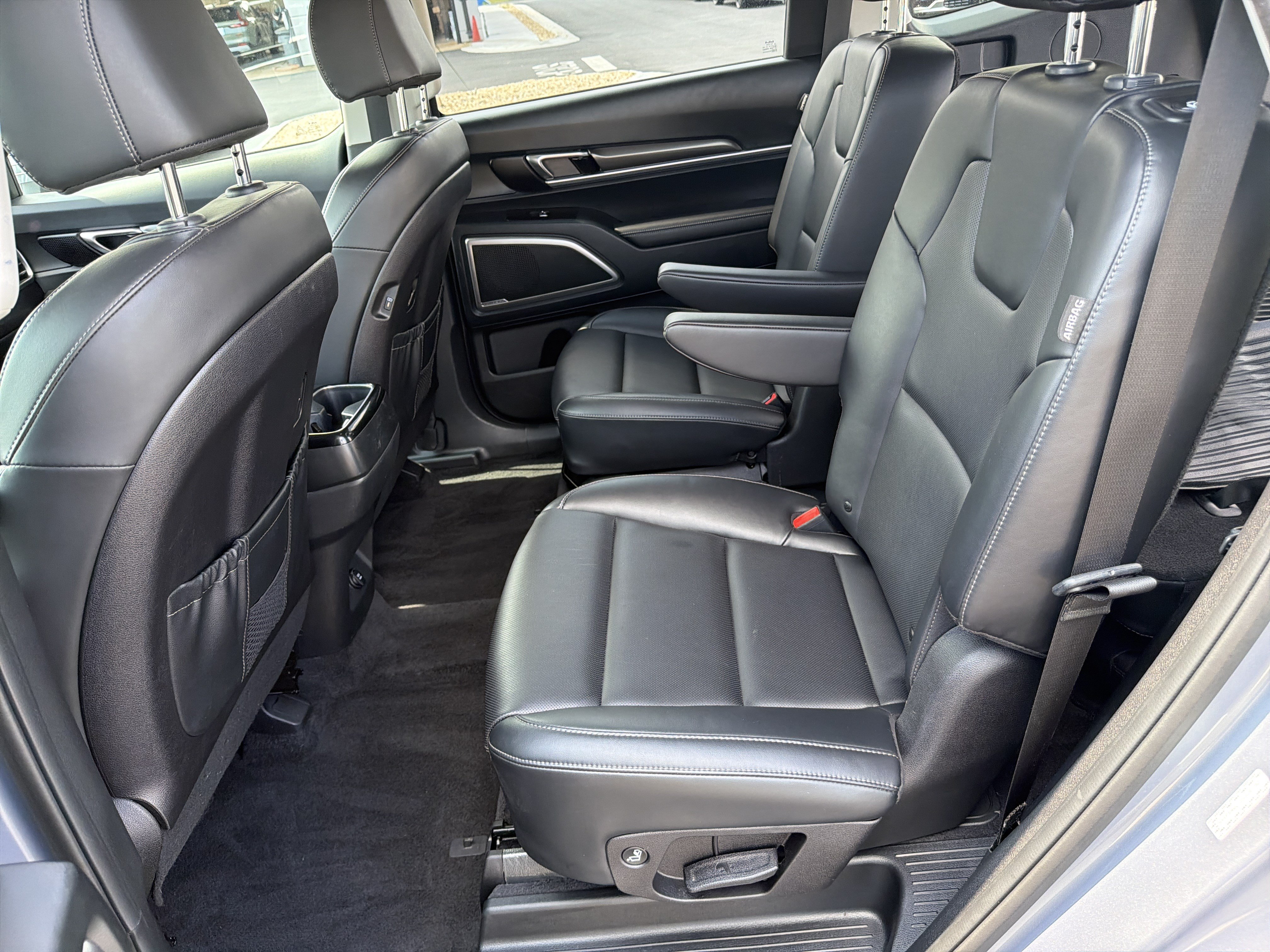 Used 2025 Kia Telluride S FWD image 20