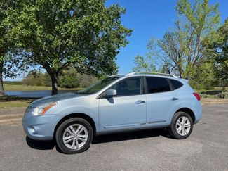 Used 2012 Nissan Rogue SV image 1