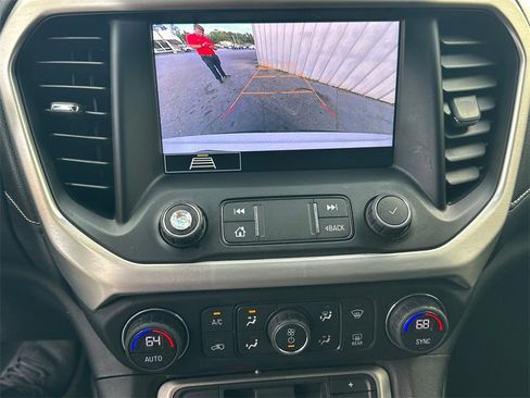 Used 2020 GMC Acadia SLT image 31