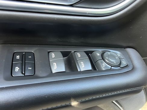 Used 2024 Chevrolet Tahoe LT w/ Luxury Package image 12