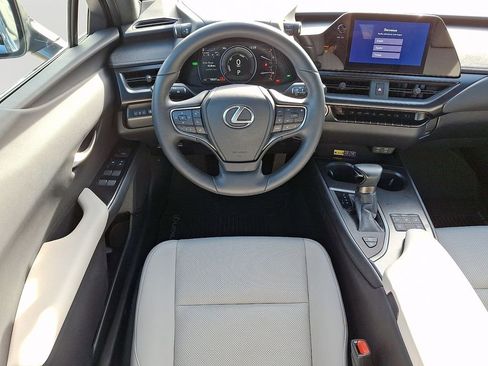 Used 2023 Lexus UX 250h 250h Premium image 11