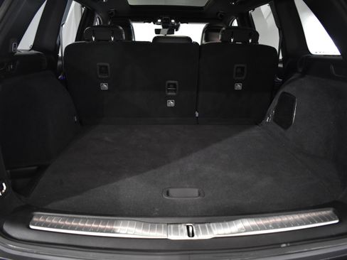 Used 2023 Jeep Grand Cherokee Overland w/ Adv Protech Group III image 35