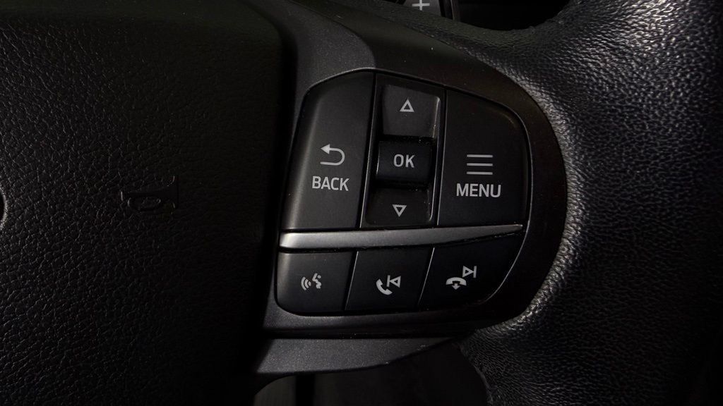 Used 2020 Ford Explorer XLT w/ Equipment Group 202A AWD/4WD image 18