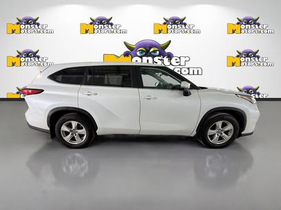 Used 2023 Toyota Highlander L