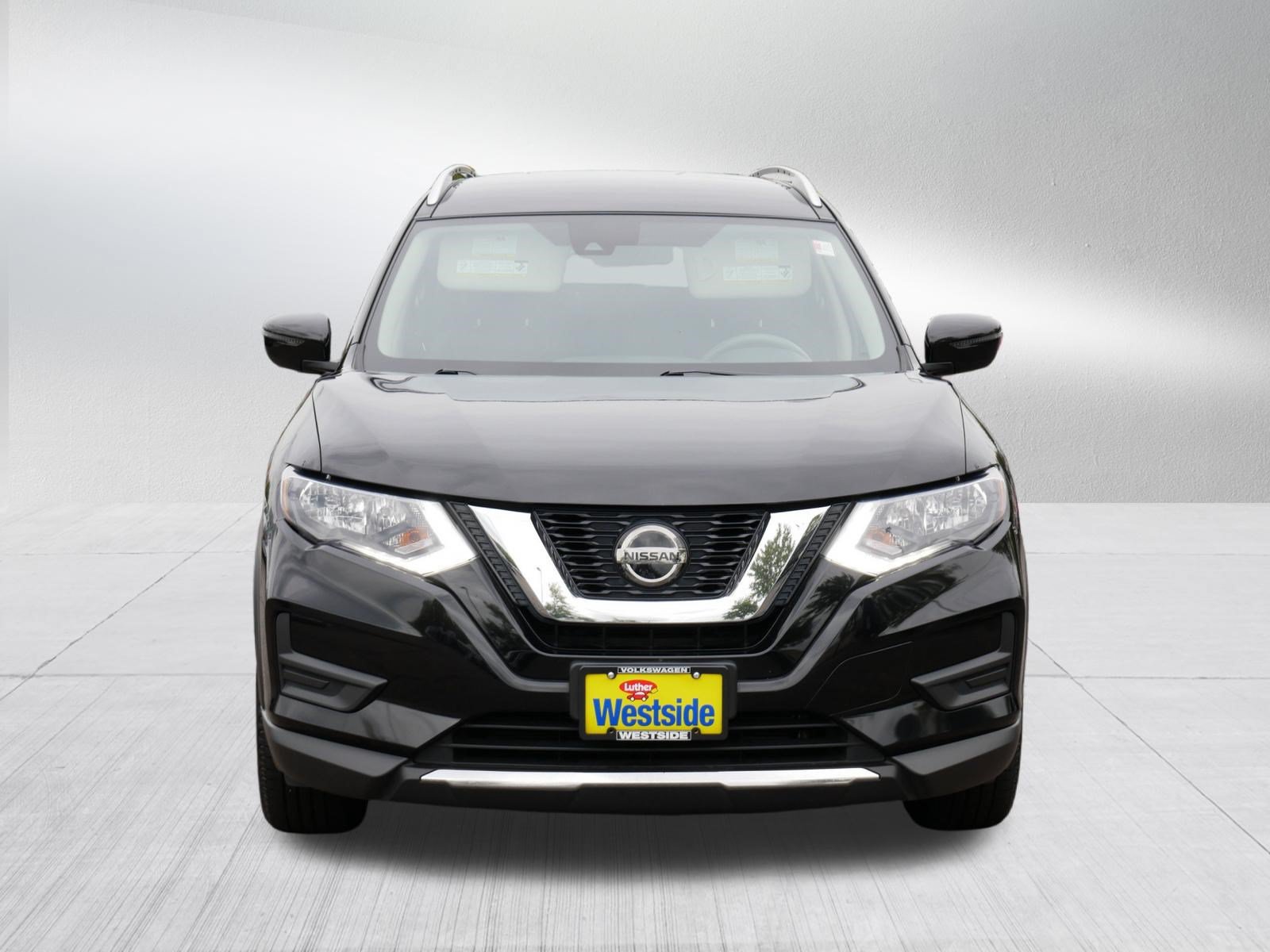 Used 2020 Nissan Rogue SV AWD/4WD image 2