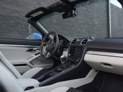 Certified 2025 Porsche 718 Boxster GTS image 25