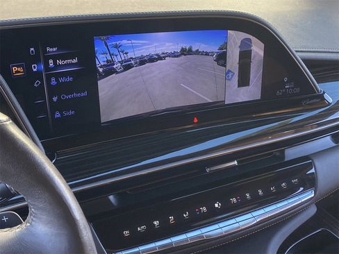 Certified 2023 Cadillac Escalade Premium Luxury image 29