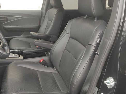 Used 2023 Honda Passport Elite image 2