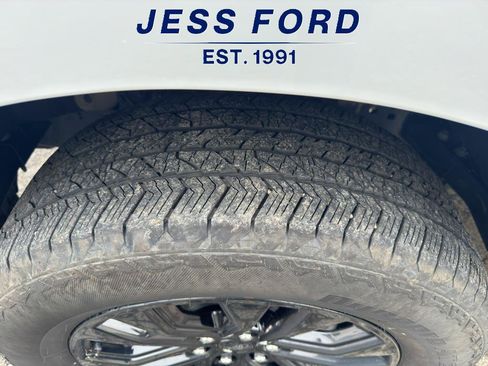 Used 2025 Ford F150 Lariat image 13