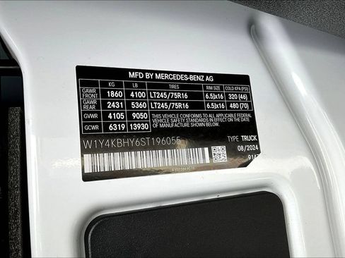 Used 2025 Mercedes-Benz Sprinter 2500 image 15