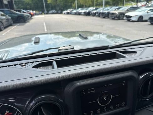 Used 2020 Jeep Wrangler Unlimited Sport AWD/4WD image 47