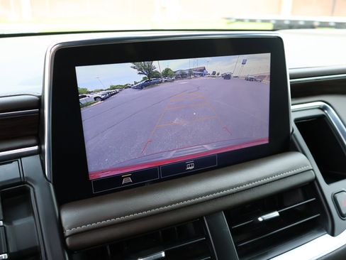 Used 2021 Chevrolet Tahoe LS AWD/4WD image 5