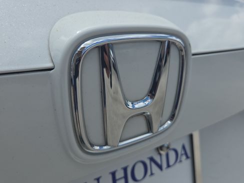 Used 2018 Honda Accord Touring image 37