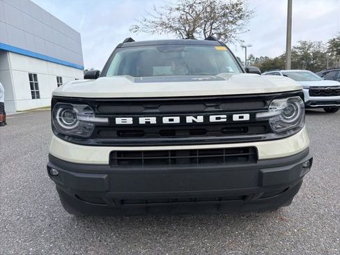 Used 2024 Ford Bronco Sport Outer Banks w/ Topo Graphic Package image 2