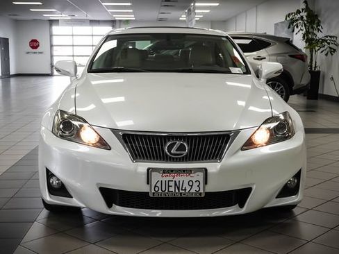 Used 2012 Lexus IS 250 w/ Premium Pkg Value Edition RWD image 4