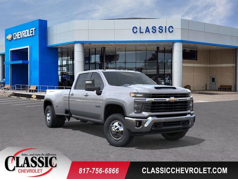 New 2026 Chevrolet Silverado 3500 LT image 1