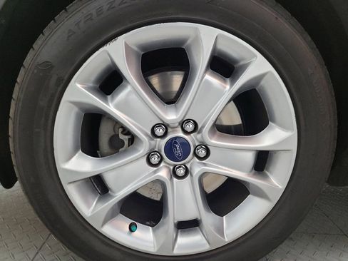 Used 2016 Ford Escape Titanium FWD image 31