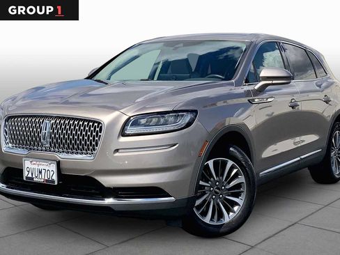 Used 2021 Lincoln Nautilus FWD w/ Equipment Group 101A image 1
