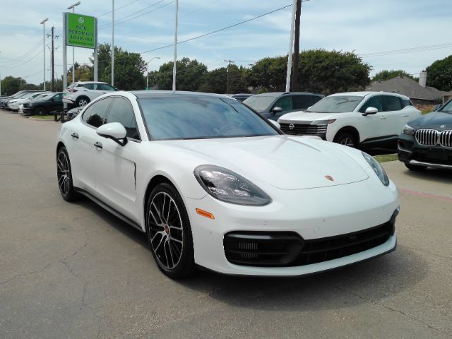 Used 2022 Porsche Panamera Platinum Edition RWD image 4