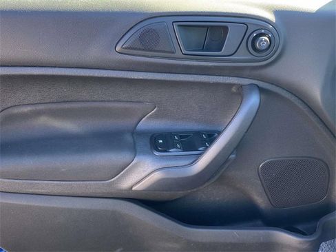 Used 2018 Ford Fiesta SE image 15