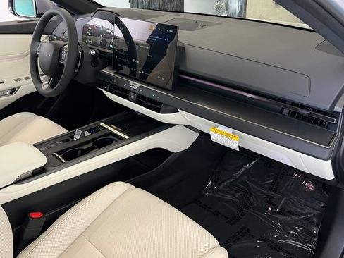 New 2026 Lexus ES 350e w/ Convenience Package FWD image 44