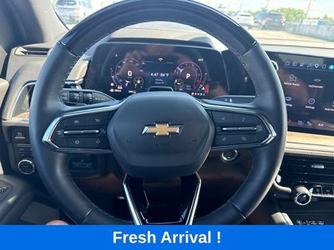 Used 2026 Chevrolet Tahoe High Country AWD/4WD image 7