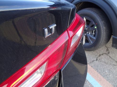 Used 2024 Chevrolet Malibu LT image 6