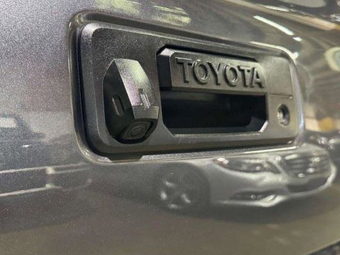 Used 2019 Toyota Tacoma SR5 RWD image 20