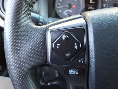 Certified 2019 Toyota Tacoma TRD Off-Road image 13