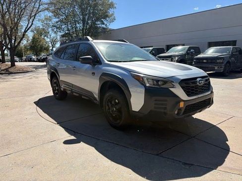 Used 2022 Subaru Outback Wilderness AWD/4WD image 9