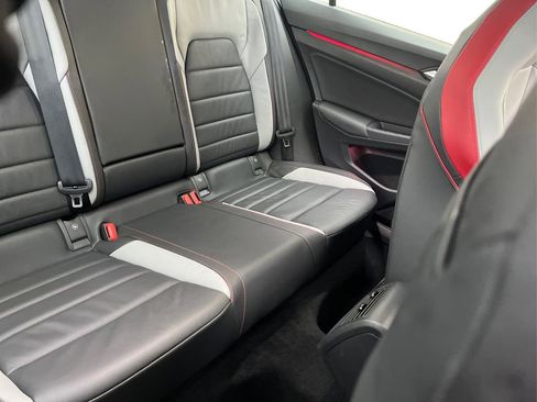 Used 2022 Volkswagen GTI SE image 13