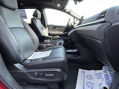 Used 2023 Honda Odyssey Sport image 18