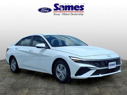 Used 2026 Hyundai Elantra SE
