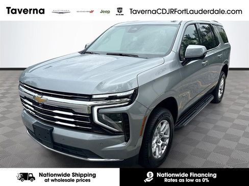 Used 2025 Chevrolet Tahoe LT AWD/4WD image 1