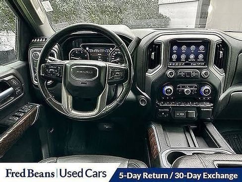 Used 2020 GMC Sierra 2500 Denali image 25