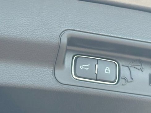 New 2026 Ford Explorer ST-Line AWD/4WD image 5
